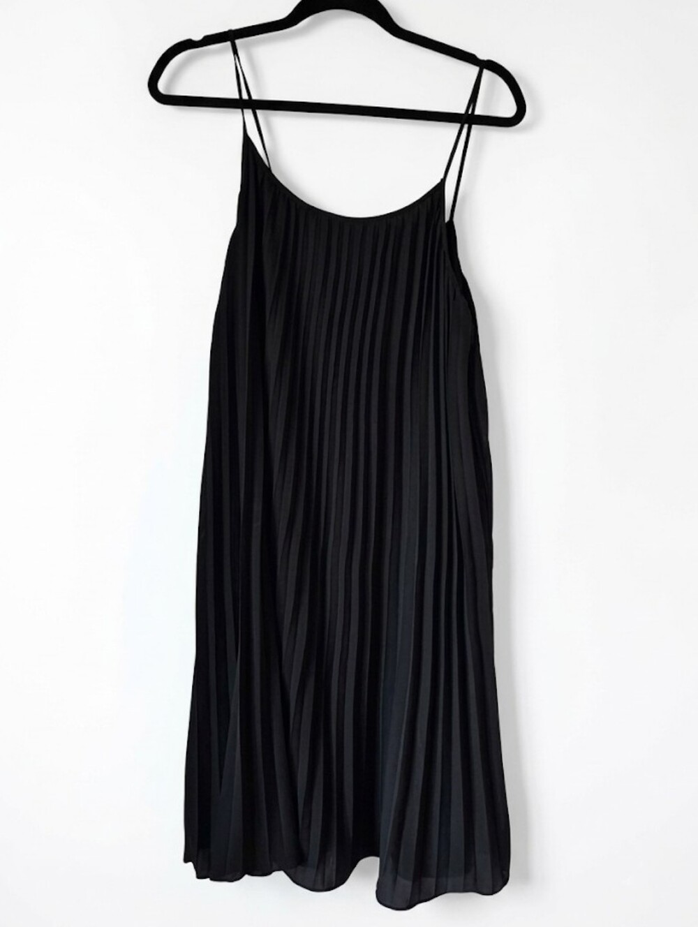 H&M Black Pleated Balloon Dress - Size S | Spaghetti Strap Cami Mini/Midi